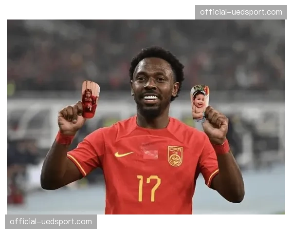 官方：归化球员费南多训练中肌肉拉伤，将缺席四到六周