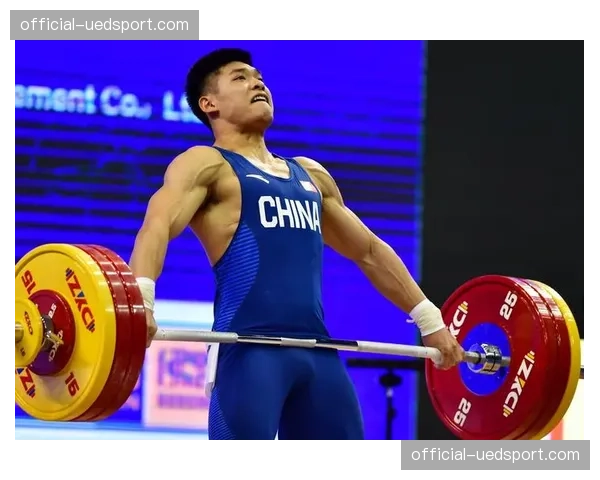 李大银男子89公斤级夺冠,总成绩力压印尼对手摘金 李大银男子89公斤级夺冠,总成绩力压印尼对手摘金